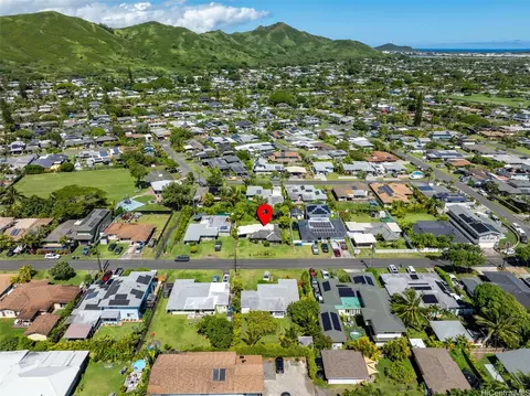 398 Kaimake Loop, Kailua, HI 96734