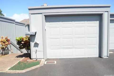 98-1483 Kaahumanu St #E180, Aiea, HI 96701