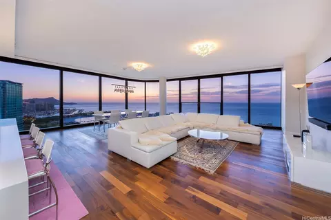 1108 Auahi St #3300, Honolulu, HI 96814