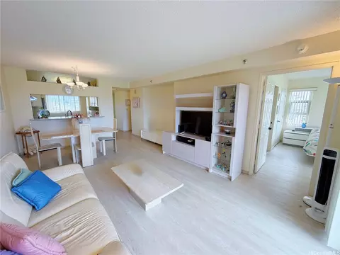 3054 Ala Poha Pl #1010, Honolulu, HI 96818