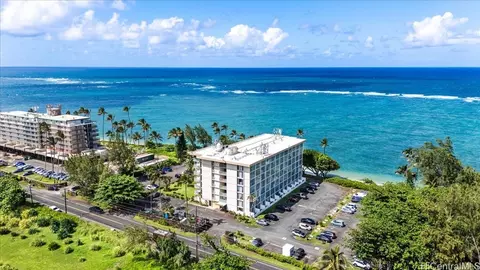 53-549 Kamehameha Hwy #201, Hauula, HI 96717