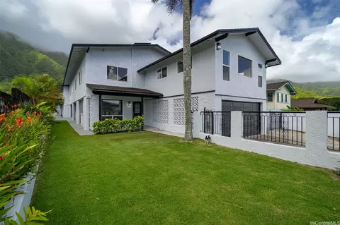 47-544 Hakuhale St, Kaneohe, HI 96744