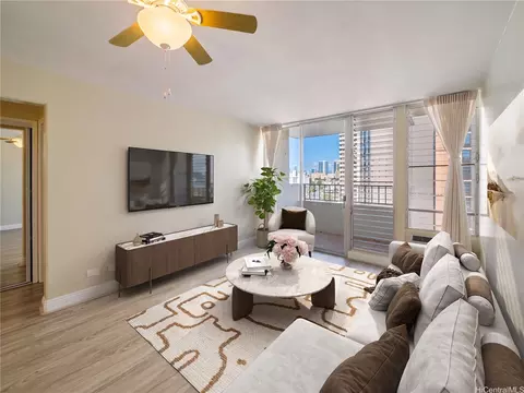 796 Isenberg St #8C, Honolulu, HI 96826