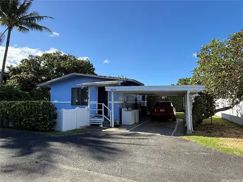 413 Kihapai St #A, Kailua, HI 96734
