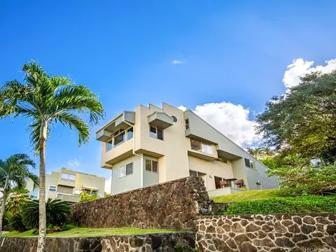 45-081 Lilipuna Rd #A, Kaneohe, HI 96744