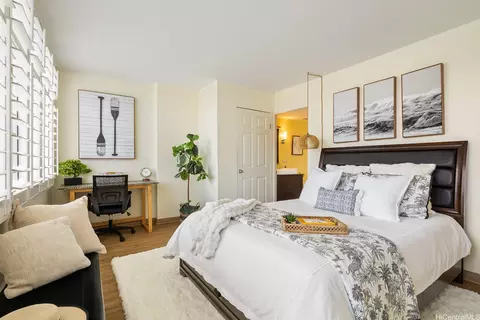 1020 Green St #711, Honolulu, HI 96822
