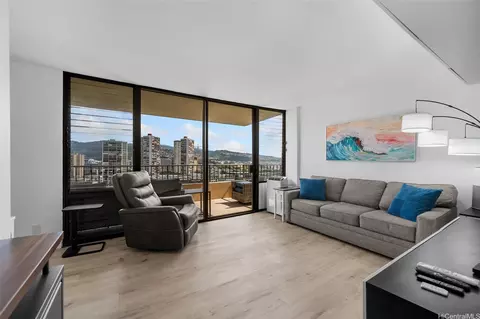 2121 Ala Wai Blvd #1706, Honolulu, HI 96815