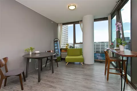 1390 Kapiolani Blvd #1002, Honolulu, HI 96814