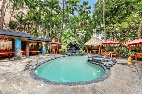 2425 Kuhio Ave #705, Honolulu, HI 96815 photo 7