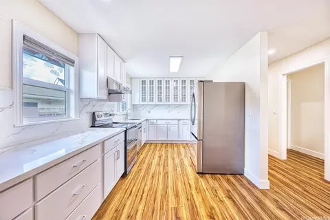 94-796 Kime St, Waipahu, HI 96797