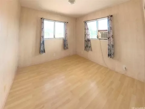 Bedroom - 132 Kuliouou Rd, Honolulu, HI 96821 photo 7 of 8