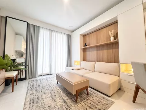 987 Queen St #306, Honolulu, HI 96814