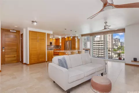 222 Liliuokalani Ave #1003, Honolulu, HI 96815