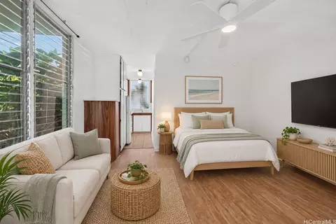 3824 Leahi Ave #101, Honolulu, HI 96815