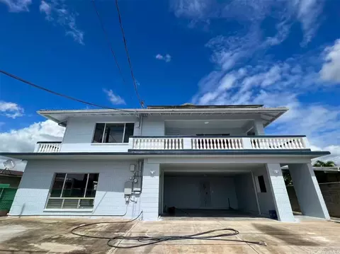 99-128 Kalaloa St, Aiea, HI 96701