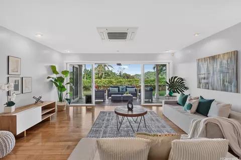 1154 Lunaai St, Kailua, HI 96734