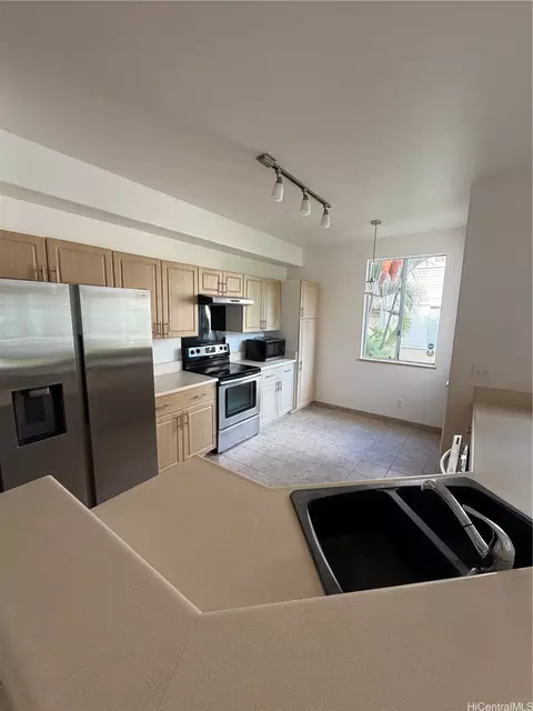 95-962 Wikao St #G101, Mililani, HI 96789