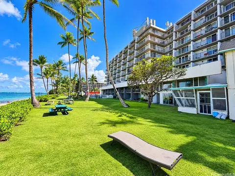 53-567 Kamehameha Hwy #113, Hauula, HI 96717