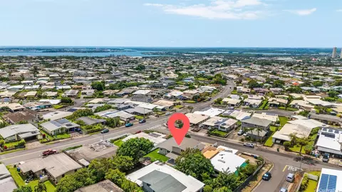 1811 Hoomalolo St, Pearl City, HI 96782
