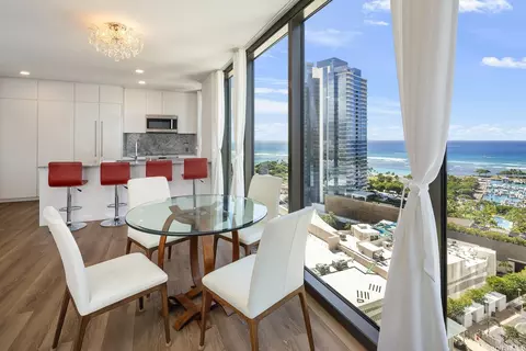 987 Queen St #2201, Honolulu, HI 96814