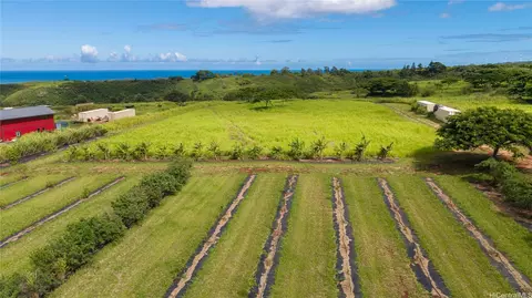 64-486 Kamehameha Hwy #15B, Haleiwa, HI 96712