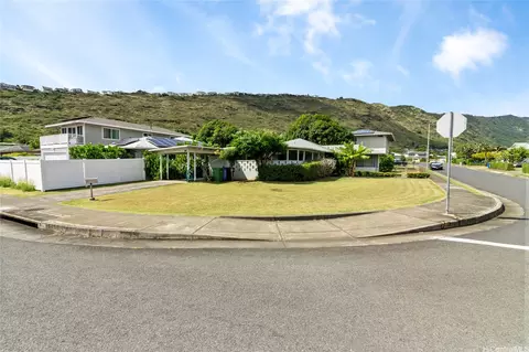 Exterior - 513 W Hind Dr, Honolulu, HI 96821 photo 6 of 6