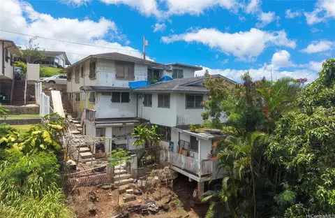 99-401 Aiealani Pl, Aiea, HI 96701