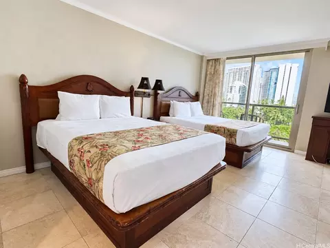 2045 Kalakaua Ave #503, Honolulu, HI 96815
