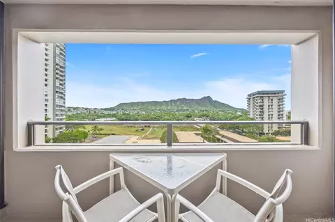 229 Paoakalani Ave #813, Honolulu, HI 96815