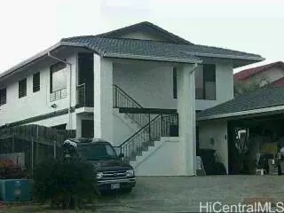 4445 Luaole St, Honolulu, HI 96818 photo 1