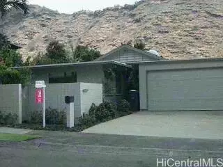 635 Ainapo St, Honolulu, HI 96825 photo 1
