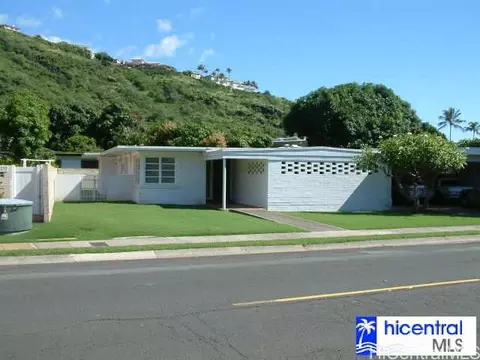 227 E Hind Dr, Honolulu, HI 96821 photo 1