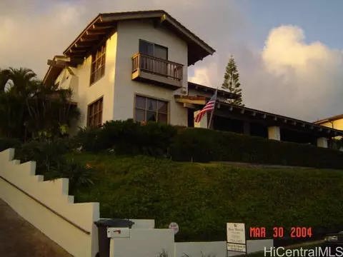 1622 Hoaaina Pl, Honolulu, HI 96821 photo 1