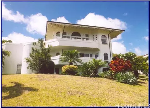 449 Puuikena Dr, Honolulu, HI 96821 photo 1