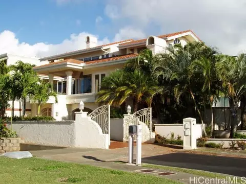 98 Ikena Pl, Honolulu, HI 96821 photo 1