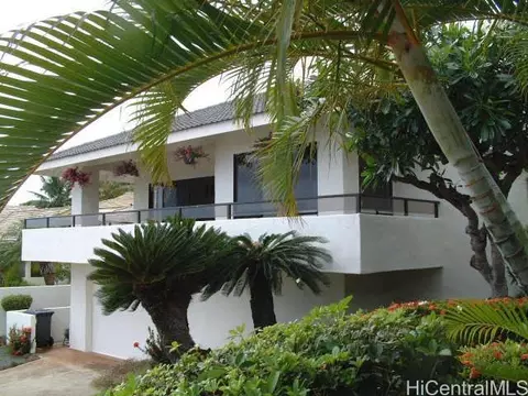 408 Maono Loop, Honolulu, HI 96821 photo 1