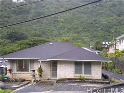 2756 Booth Rd, Honolulu, HI 96813 photo 1