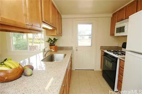 844 9th Ave, Honolulu, HI 96816 photo 1