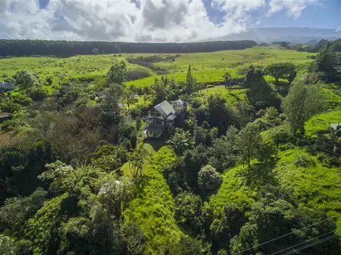 1250 Upper Ulumalu Rd, Haiku, HI 96708 photo 2