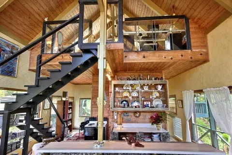 1250 Upper Ulumalu Rd, Haiku, HI 96708 photo 11