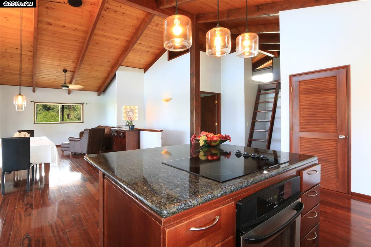 11 Hale Lio Pl, Haiku, HI 96708 photo 9
