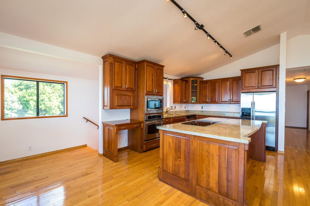 395 Middle Rd, Kula, HI 96790 photo 17