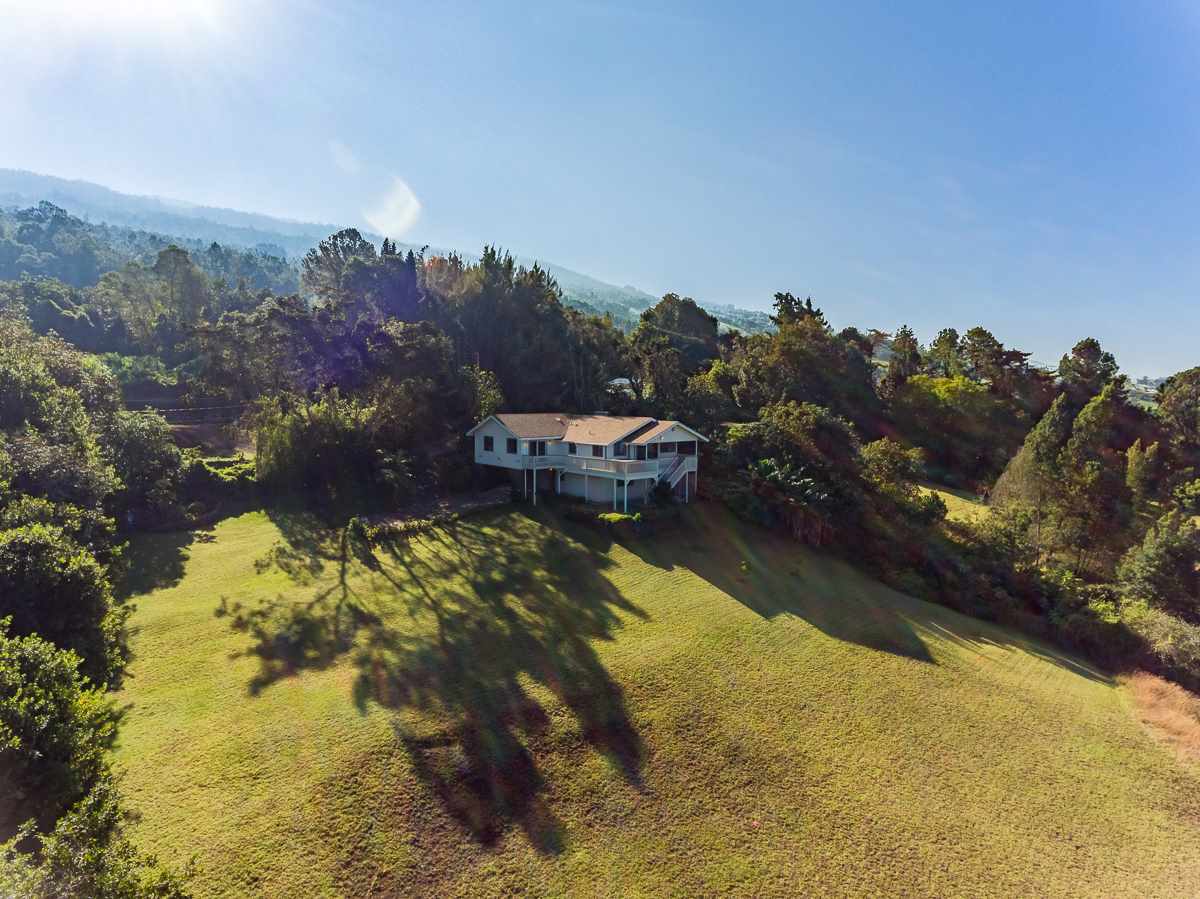 395 Middle Rd, Kula, HI 96790 photo 2