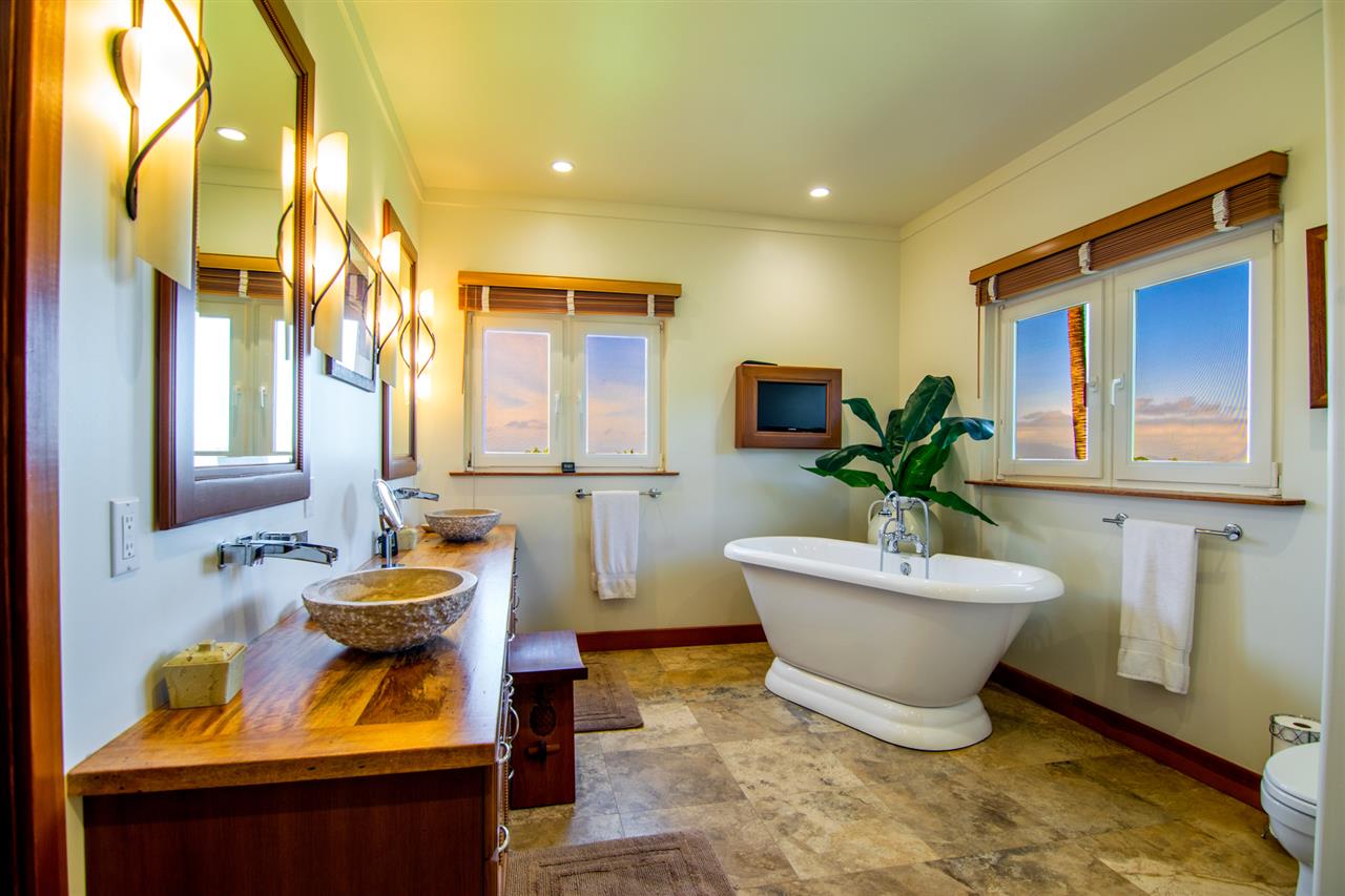 1044 Holopuni Rd, Kula, HI 96790 photo 15