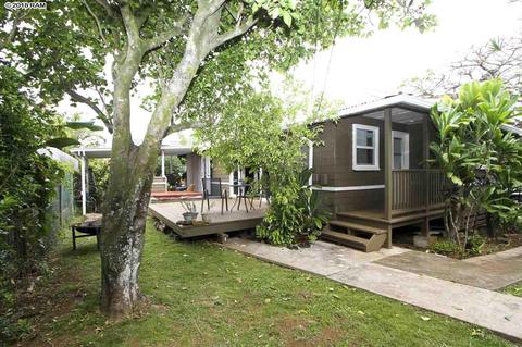 995 Iulani St, Haiku, HI 96708 photo 1