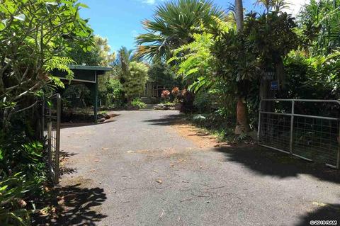 911 Kauhikoa Rd, Haiku, HI 96708 photo 2
