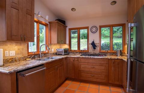 83 Ululani St, Kula, HI 96790 photo 3