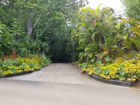810 Upper Ulumalu Rd, Haiku, HI 96708 photo 2