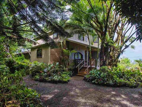 810 Upper Ulumalu Rd, Haiku, HI 96708 photo 1