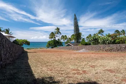 531 Hana Hwy, Paia, HI 96779